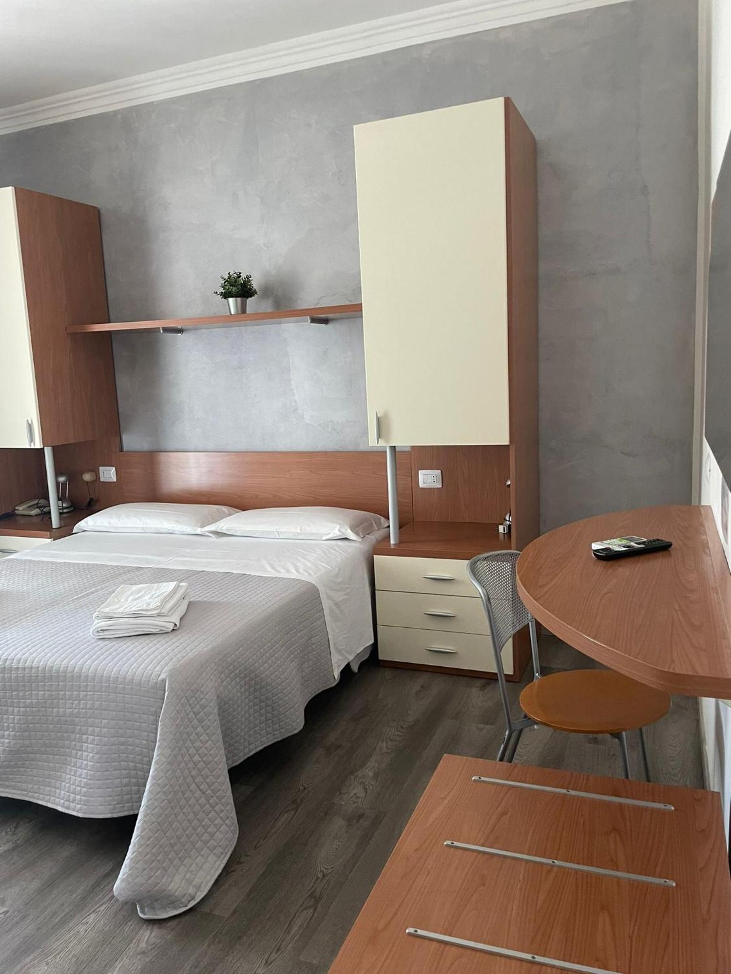 Hotel Hawaii Riccione Exterior foto