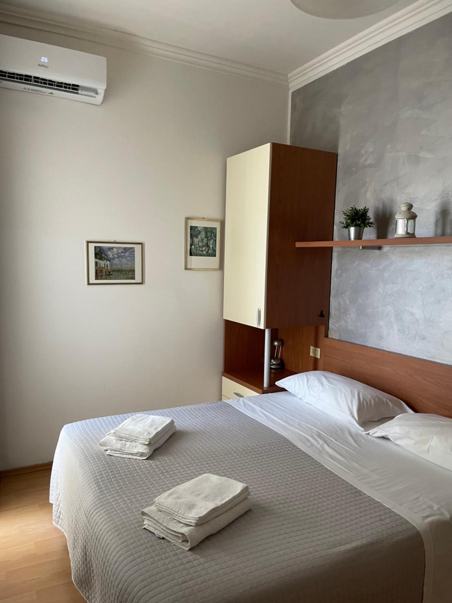 Hotel Hawaii Riccione Exterior foto